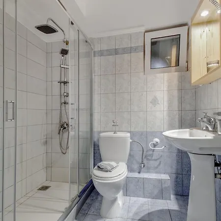 Elaia 4 Apartment